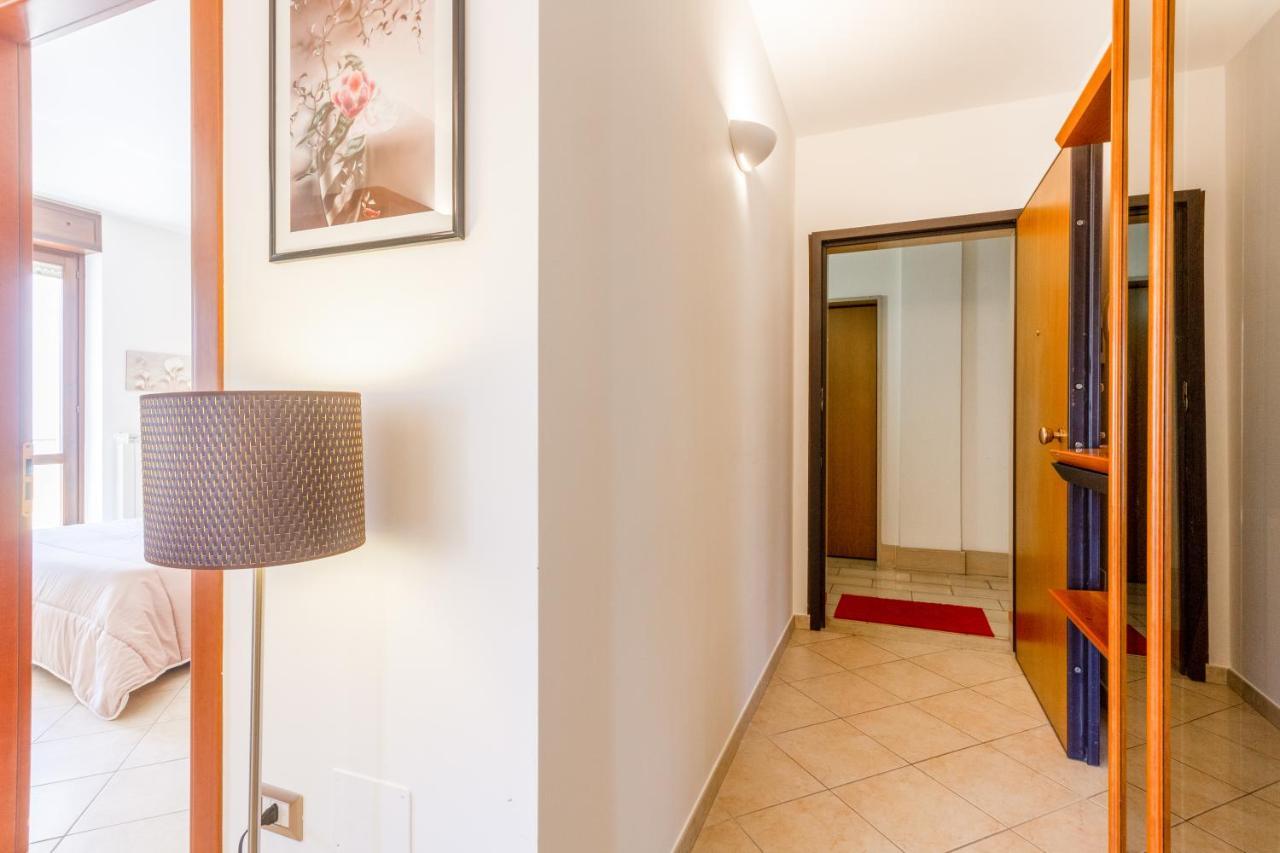 Roomy Apartment With Terrace & Parking Lecce Zewnętrze zdjęcie