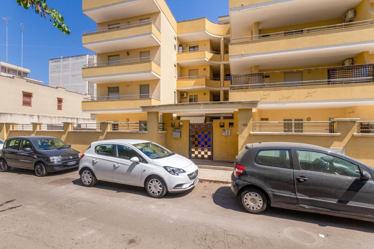 Roomy Apartment With Terrace & Parking Lecce Zewnętrze zdjęcie